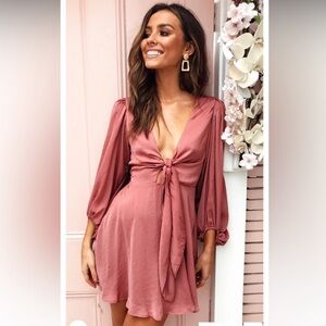 NWT Billy J Sola Satin A-line Mini Dress Long Sleeve in Baked Rose Size 16